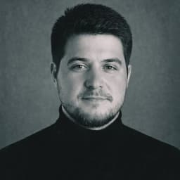 George Shvaya – Founder and CEO of Webvello, digital marketing and web development expert